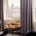 Park Plaza Victoria 4* Amsterdam