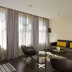 Park Plaza Victoria Hotel