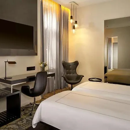 Park Plaza Victoria Amsterdam