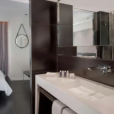 Park Plaza Victoria מלון