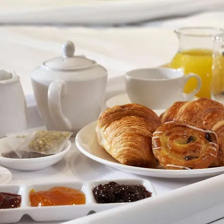 Park Plaza Victoria 4* אמסטרדם