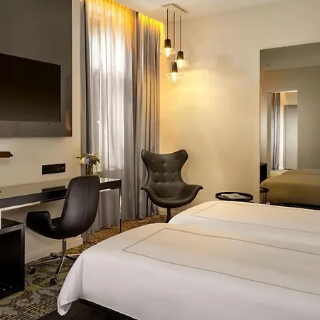 Park Plaza Victoria מלון