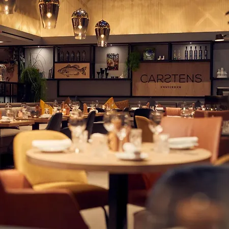 Park Plaza Victoria 4* Amesterdão