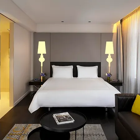 Park Plaza Victoria Hotel