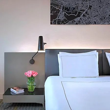 Park Plaza Victoria Otel 4*
