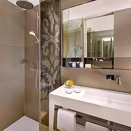 Park Plaza Victoria Otel