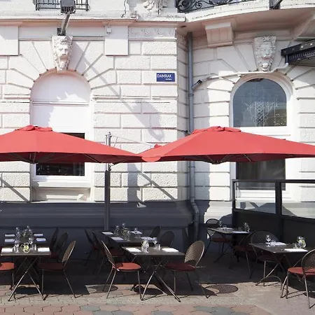 Park Plaza Victoria Hotel