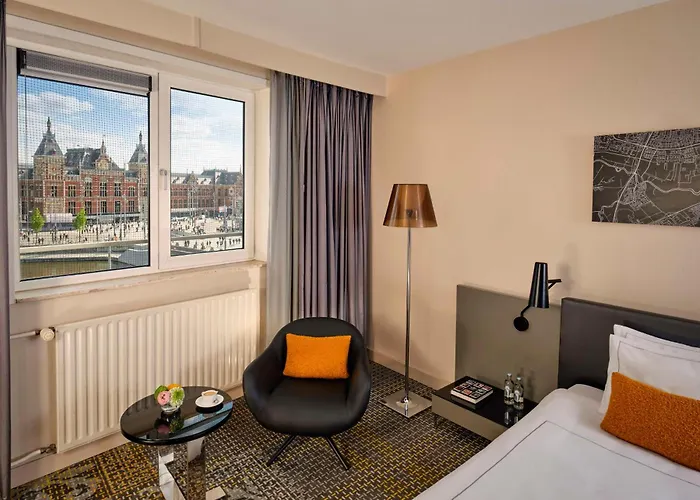 Park Plaza Victoria 4*