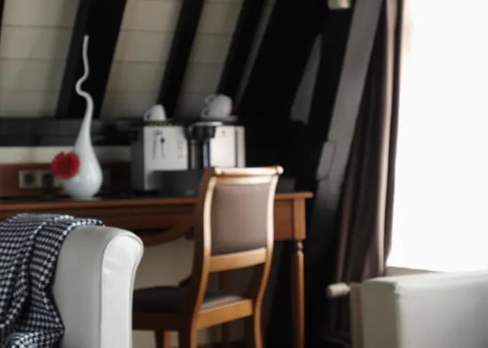 Park Plaza Victoria Hotel