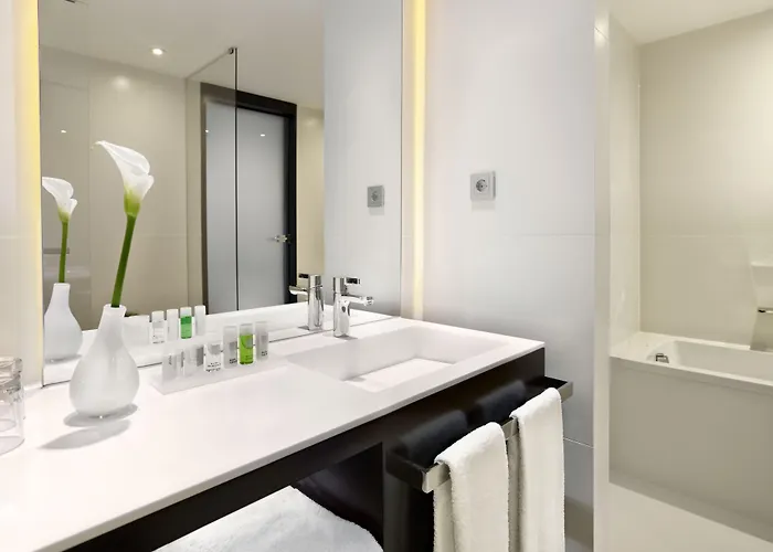 Hotel Park Plaza Victoria 4*