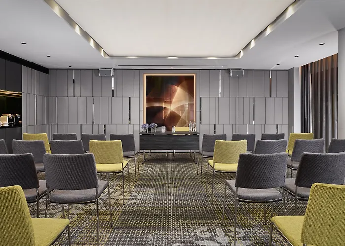 Hotel Park Plaza Victoria 4*