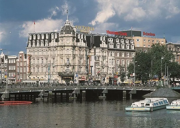 Park Plaza Victoria 4*